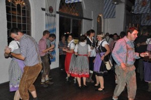 2012-09-2223-06-33PaulanerParty